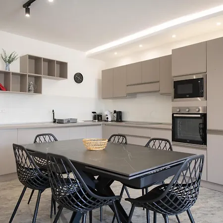 Διαμέρισμα Peaceful Gozo Penthouse With Pool